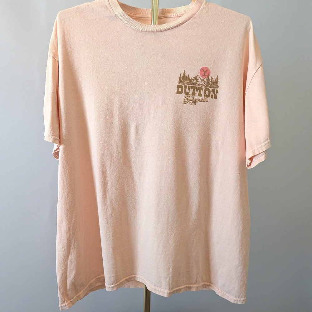 Yellowstone Dutton Ranch T-Shirt Women XL Peach Bison Montana Graphic TV Show